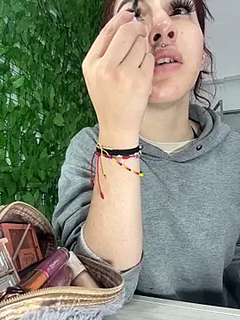 elodie rouge online show from 03/17/26, 11:24