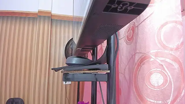 Snapshot of lovely__kiss__ chatting on 03/11/26, 06:14 lovely kiss online show from 03/11/26, 06:14