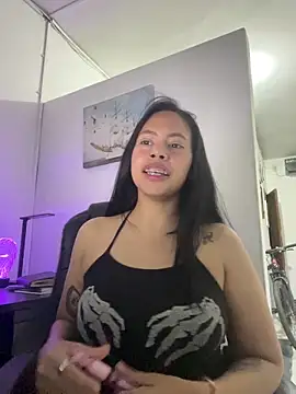 CarolinaRaven online show from 02/12/26, 04:18