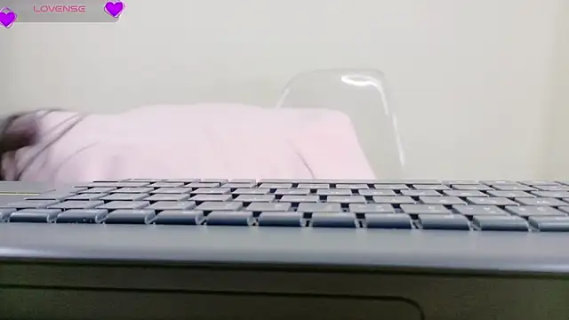 Valen Sm online show from 02/27/26, 08:31