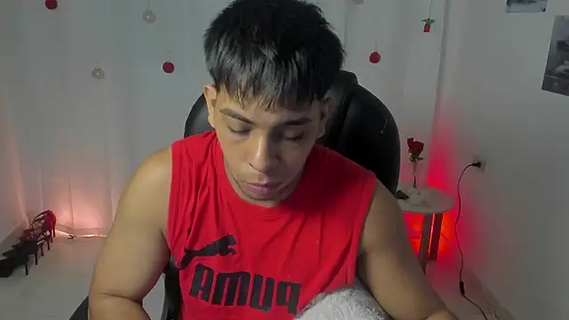 Snapshot of shooting_wilson chatting on 02/01/26, 07:12 shooting wilson online show from 02/01/26, 07:12