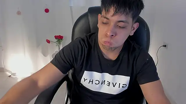 Snapshot of shooting_wilson chatting on 02/23/26, 06:16 shooting wilson online show from 02/23/26, 06:16