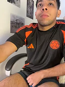 Snapshot of shooting_wilson chatting on 03/11/26, 05:30 shooting wilson online show from 03/11/26, 05:30