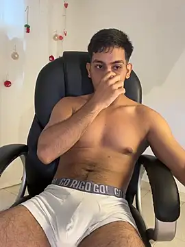 Snapshot of shooting_wilson chatting on 04/09/26, 07:52 shooting wilson online show from 04/09/26, 07:52