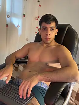 Snapshot of shooting_wilson chatting on 04/16/26, 09:39 shooting wilson online show from 04/16/26, 09:39