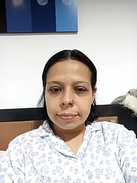 RossyAlvarez online show from 02/16/26, 03:02