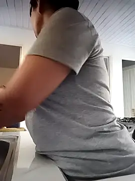 RossyAlvarez online show from 04/14/26, 08:59