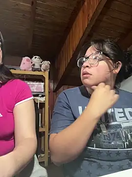 Snapshot of millyalc0ck chatting on 04/22/26, 01:19 millyalc0ck online show from 04/22/26, 01:19