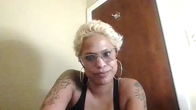 Snapshot of JasmineSkky chatting on 06/29/26, 05:35 JasmineSkky online show from 06/29/26, 05:35