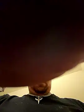 Snapshot of skewalker chatting on 01/15/26, 12:48 skewalker online show from 01/15/26, 12:48