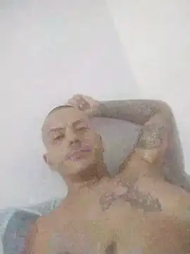 Dominic wolff online show from 01/18/26, 03:54