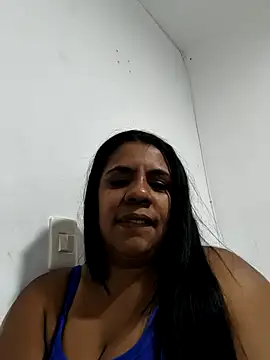 Snapshot of Zeyllyjhonson chatting on 02/22/26, 04:13 Zeyllyjhonson online show from 02/22/26, 04:13