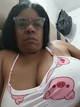 Zeyllyjhonson online show from 07/03/26, 02:51