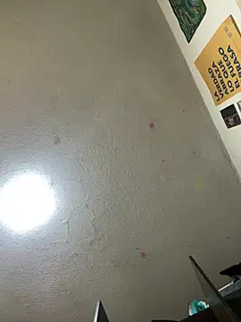 Snapshot of Raven__5 chatting on 04/10/26, 10:47 Raven 5 online show from 04/10/26, 10:47