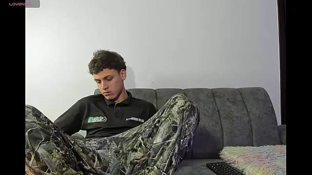 Two sexboys online show from 02/04/26, 06:41