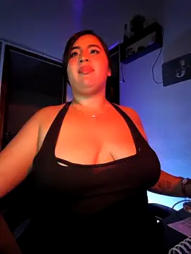 Snapshot of ScarleGrace chatting on 04/13/26, 03:01 ScarleGrace online show from 04/13/26, 03:01