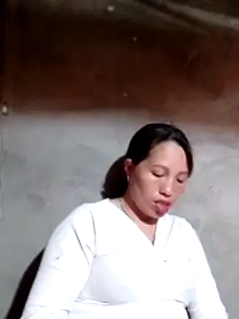 Gummiesu online show from 03/03/26, 09:53