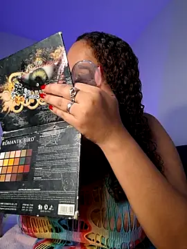 curly girl 31 online show from 02/25/26, 07:56