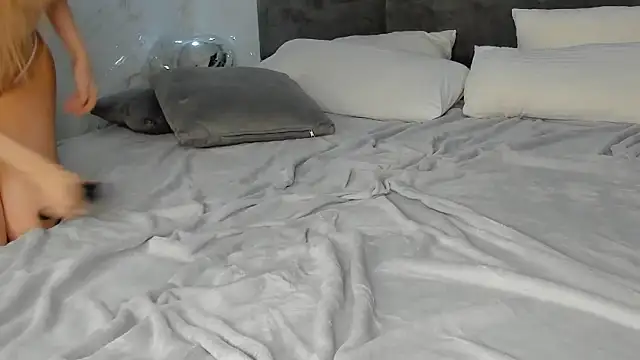 Anneta Hart online show from 04/15/26, 07:58