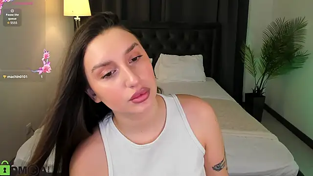 Snapshot of Celine_Coello chatting on 02/06/26, 04:17 Celine Coello online show from 02/06/26, 04:17