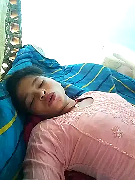Snapshot of Jyoti_rathor chatting on 03/15/26, 09:15 Jyoti rathor online show from 03/15/26, 09:15