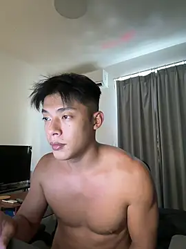 Yooo17 online show from 07/31/26, 08:25