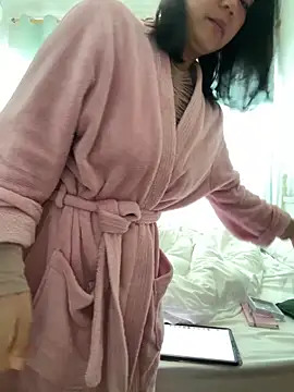 Snapshot of ruanruan05 chatting on 03/06/26, 12:51 ruanruan05 online show from 03/06/26, 12:51