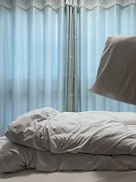 Snapshot of ruanruan05 chatting on 03/07/26, 01:02 ruanruan05 online show from 03/07/26, 01:02