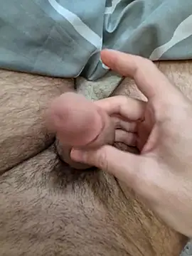 Snapshot of vali23 chatting on 04/03/26, 07:39 vali23 online show from 04/03/26, 07:39