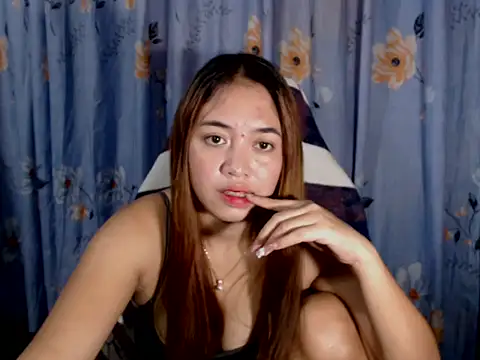 pinay mayahiga online show from 04/16/26, 02:51