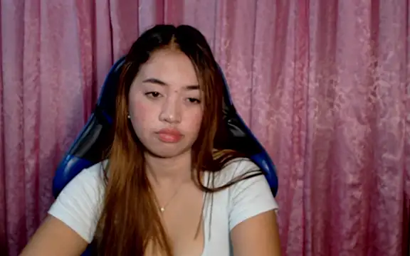 pinay mayahiga online show from 05/09/26, 11:59