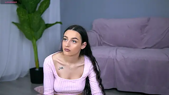 ElaraVixen online show from 02/18/26, 07:32