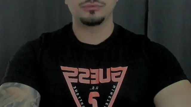 Snapshot of TONYWILSONN chatting on 04/08/26, 06:24 TONYWILSONN online show from 04/08/26, 06:24