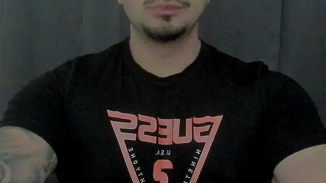 Snapshot of TONYWILSONN chatting on 04/11/26, 06:07 TONYWILSONN online show from 04/11/26, 06:07