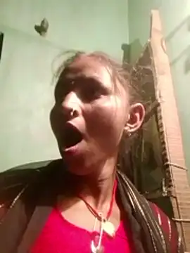 Snapshot of Juli_rathore chatting on 03/12/26, 11:44 Juli rathore online show from 03/12/26, 11:44