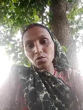 Snapshot of Juli_rathore chatting on 07/28/26, 12:48 Juli rathore online show from 07/28/26, 12:48