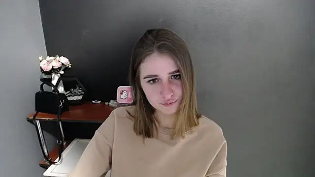 Sunny siren online show from 02/24/26, 01:31