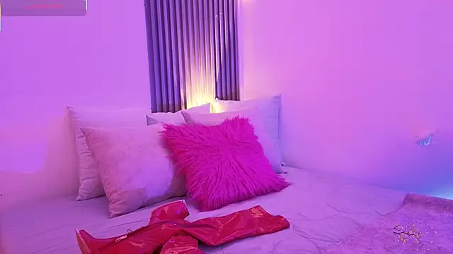 fransheskarossi online show from 03/11/26, 12:11