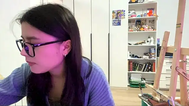 Snapshot of SaintMari chatting on 04/22/26, 12:18 SaintMari online show from 04/22/26, 12:18
