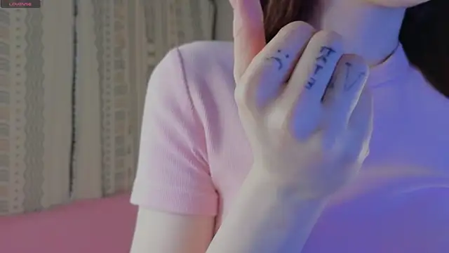 CarmaOlen online show from 04/11/26, 07:18