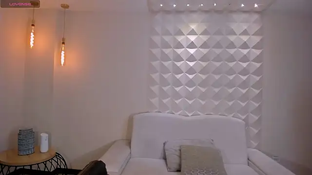 Snapshot of EmilyCarterX chatting on 02/08/26, 11:24 EmilyCarterX online show from 02/08/26, 11:24