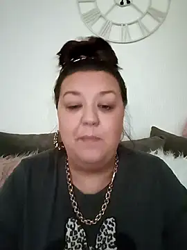 Nova-iswiserx online show from 03/06/26, 10:56