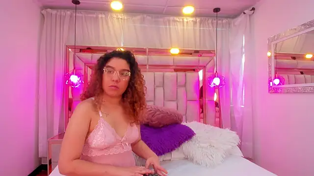 Snapshot of AllisonAdams_ chatting on 03/29/26, 11:54 AllisonAdams online show from 03/29/26, 11:54