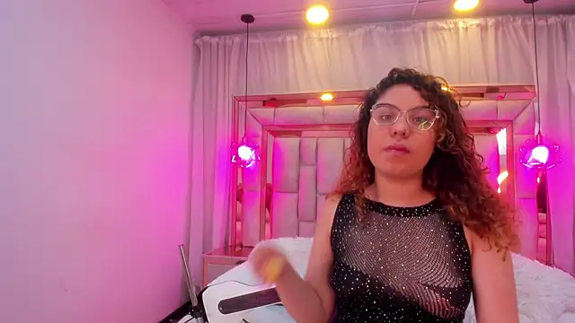 Snapshot of AllisonAdams_ chatting on 03/30/26, 12:06 AllisonAdams online show from 03/30/26, 12:06