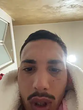 Snapshot of piccolo2002 chatting on 03/20/26, 10:09 piccolo2002 online show from 03/20/26, 10:09