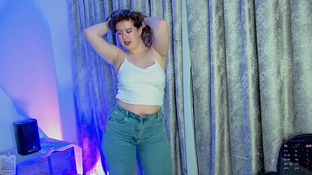 LilianBliss online show from 02/03/26, 09:42