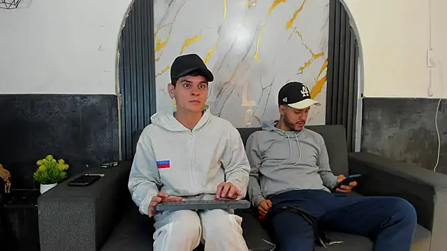 Angel Villareal online show from 02/27/26, 05:07