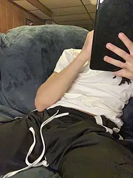 Snapshot of givemeabreak34 chatting on 03/02/26, 07:15 givemeabreak34 online show from 03/02/26, 07:15