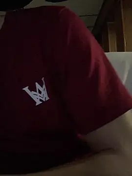 Snapshot of givemeabreak34 chatting on 03/24/26, 06:35 givemeabreak34 online show from 03/24/26, 06:35