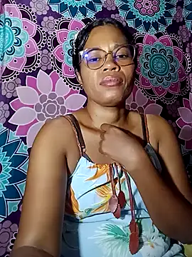 Snapshot of Yandris_1212 chatting on 02/18/26, 01:56 Yandris 1212 online show from 02/18/26, 01:56